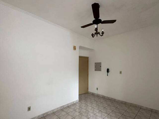Apartamento para Venda em São Vicente - 4
